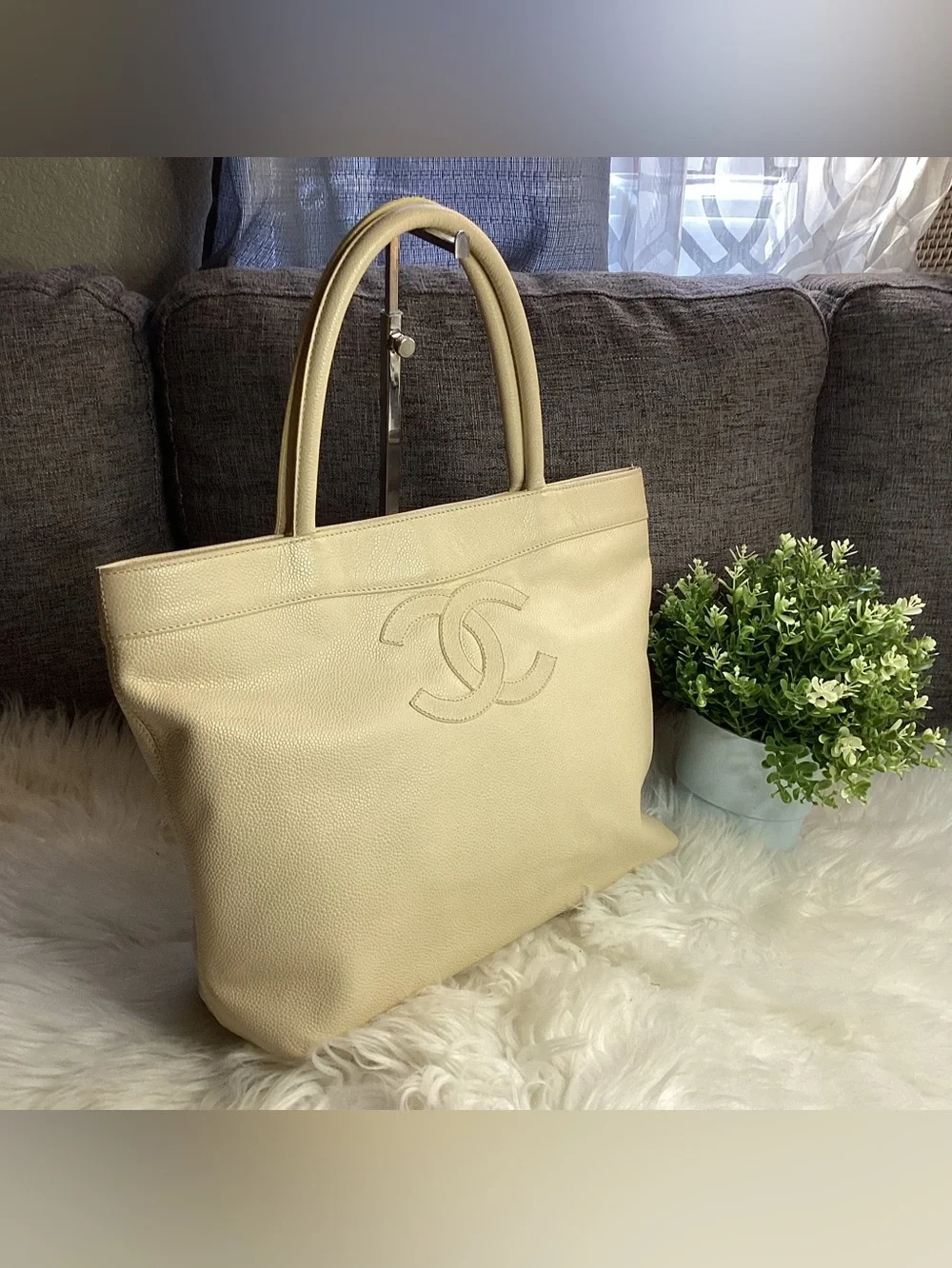 CHANEL Beige Caviar Leather CC Stitch Tote